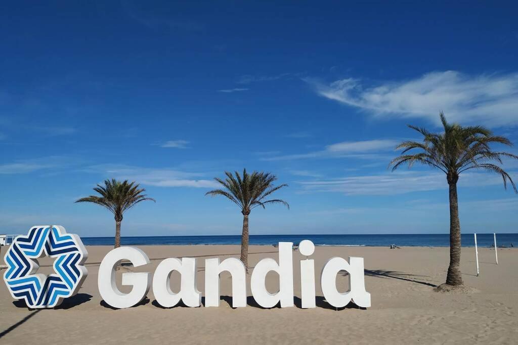 El Alema I. Apartamento De Diseno En Gandia.公寓 外观 照片